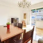2 Bedroom Lovely In *